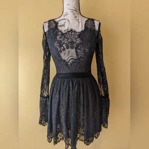 MAJORELLE Courtney Black Lace Mini Dress Size Small